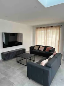 New, warm and spacious home - Image 2