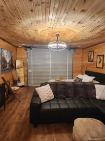 The Love Shack ”No Cleaning Fees” - Image 3