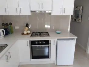 Private Self Contained Unit in The Whitsundays - Image 2