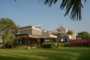 MB Villa - Image 3