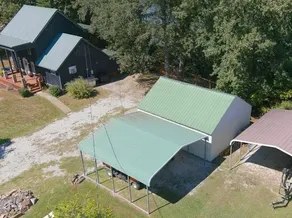 Rustic Cottage Home on Nolin Lake, come and relax. - Image 5