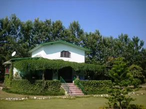 5 rooms heritage bungalow in the midst of forest - Image 2