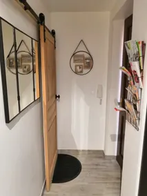 2 Rooms with private courtyard 3 Min TGV station - Image 2