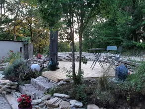 At angels - Image 3