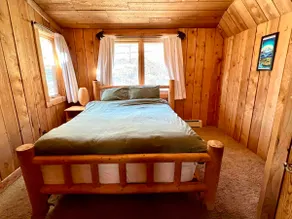 Red Rocks Retreat: Peaceful Cabin w/ Scenic Views - Image 3