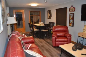 The Farmhouse...only in town! - Image 3