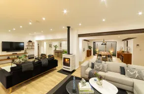 Villa Lechlade Exclusive Use - Image 2