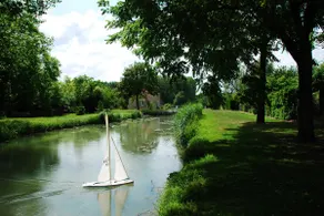 Petite maison au bord du canal, 8' Zoo de Beauval, PMR - Image 5