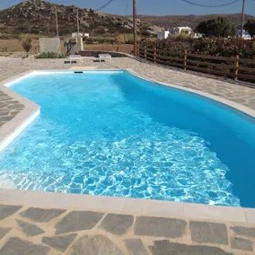 Plaka Beach, Naxos - Image 5