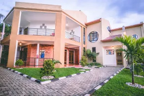 High Ground Villa Ltd - Image 5