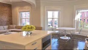 Beautiful Boston Brownstone! - Image 3