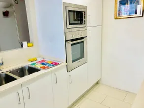 Sants Station Apartment with Netflix, A/C, Alexa, for families & quiet people - Image 4