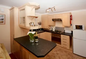 Stunning 3 bedroom lodge overlooking the West Lyn River. - Image 5