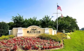 Bayside Townhouse w/ amazing amenities - Image 3