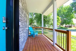 Lux finishes 4 bedroom DSM home Great location - Image 4