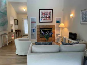 East Hampton Escape- Heated pool - Image 5