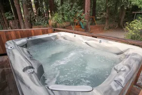 Family Friendly Charming 2 BD - Image 3
