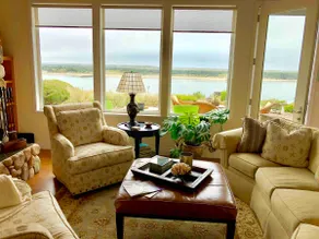 GEM ON THE OREGON COAST - Image 4