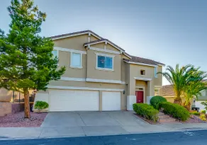 Vacation Ready 4 Bed/3 Bath with a Heated Pool & Spa - Image 5