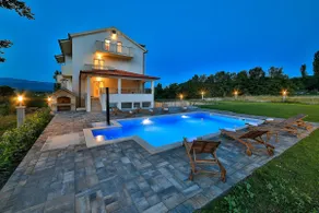 villa with pool on a large fenced plot - Image 2