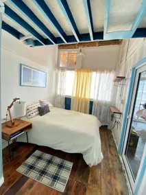Tiny eco friendly container home in Rustic area - Image 4