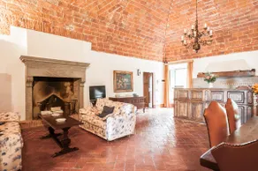 Magnificent 1700's villa in Tuscany - Image 5
