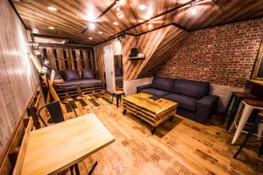 It's a very nice big charter party house. - Image 3
