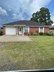 Home in Groves - Image 2
