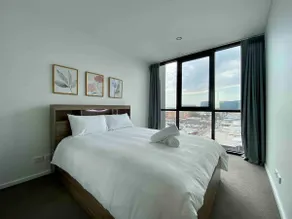 Tranquil 1BR Retreat in the Heart of Adelaide CBD - Image 2