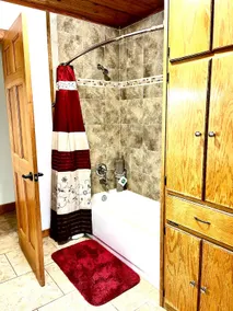 Secluded cabin amenities Hot Tub/Pool 5 min town - Image 2