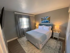 Unit #5 *Upstairs Unit*- 1 Bath 2 Bedrooms - Image 2