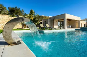 Apartment mit Terrasse, privatem Pool und Garten - Image 3