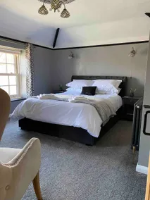 Holiday Cottage, Yorkshire Coast, Parking, 3 Bedrooms Sleeps 6 - Image 3