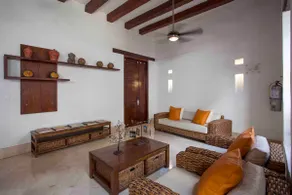 AMAZING 5 BD HOUSE IN OLD TOWN - Image 4
