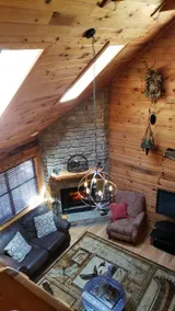 Cute, cozy log cabin on beautiful Smith Lake, Arley AL (year round deep water) - Image 2