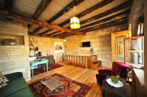 Anitya Dublex Stone House - Image 4