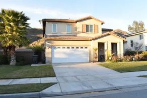 Colonial Villa in the heart of Southern California - Image 2