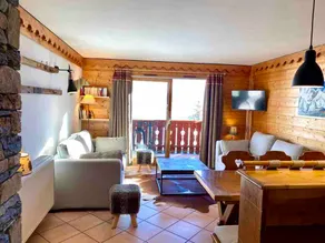 4 luxury rooms (3 bedrooms), ski-in/out - Image 2