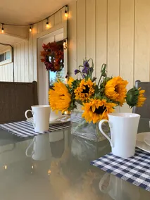 YoBee!Heart of Yosemite.Park Entrance+Breakfast~U3 - Image 3