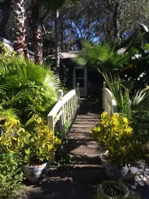 Backyard Bungalow - Image 5