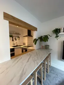Smithfield Mews Apartment with free parking - Image 4