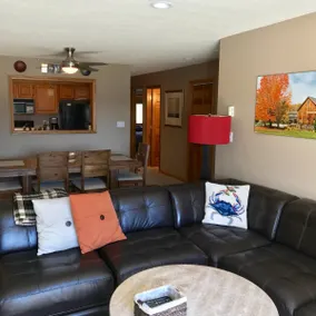 Perfect Summer 3 BR condo North Conway (with A/C) - Image 5