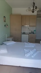 2-person floor studio in a residential complex - Image 3