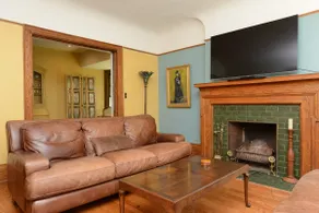 Huge 4BD Historic Detroit Home - Image 2