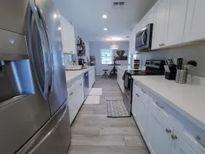 Safari Oasis: 3BR/2BA Renovated House | Pool | BBQ - Image 5