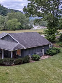 Cottage overlooking the New River - Image 2