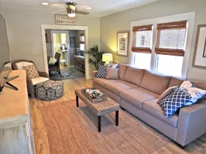 Adorable Beach Bungalow - Image 3