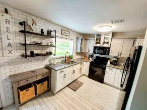 The Farmhouse - Image 3