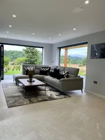 Stunning modern home set in beautiful grounds. - Image 2