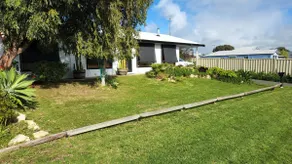 bryants goolwa beachhouse 2 minutes to the beach - Image 3